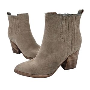 Marc Fisher Ltd. Oshay Beige Suede Leather Pointed Toe Ankle Bootie Size 6.5